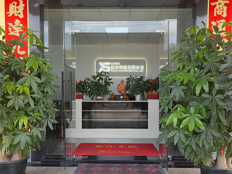 g2.jpg g2.jpg
